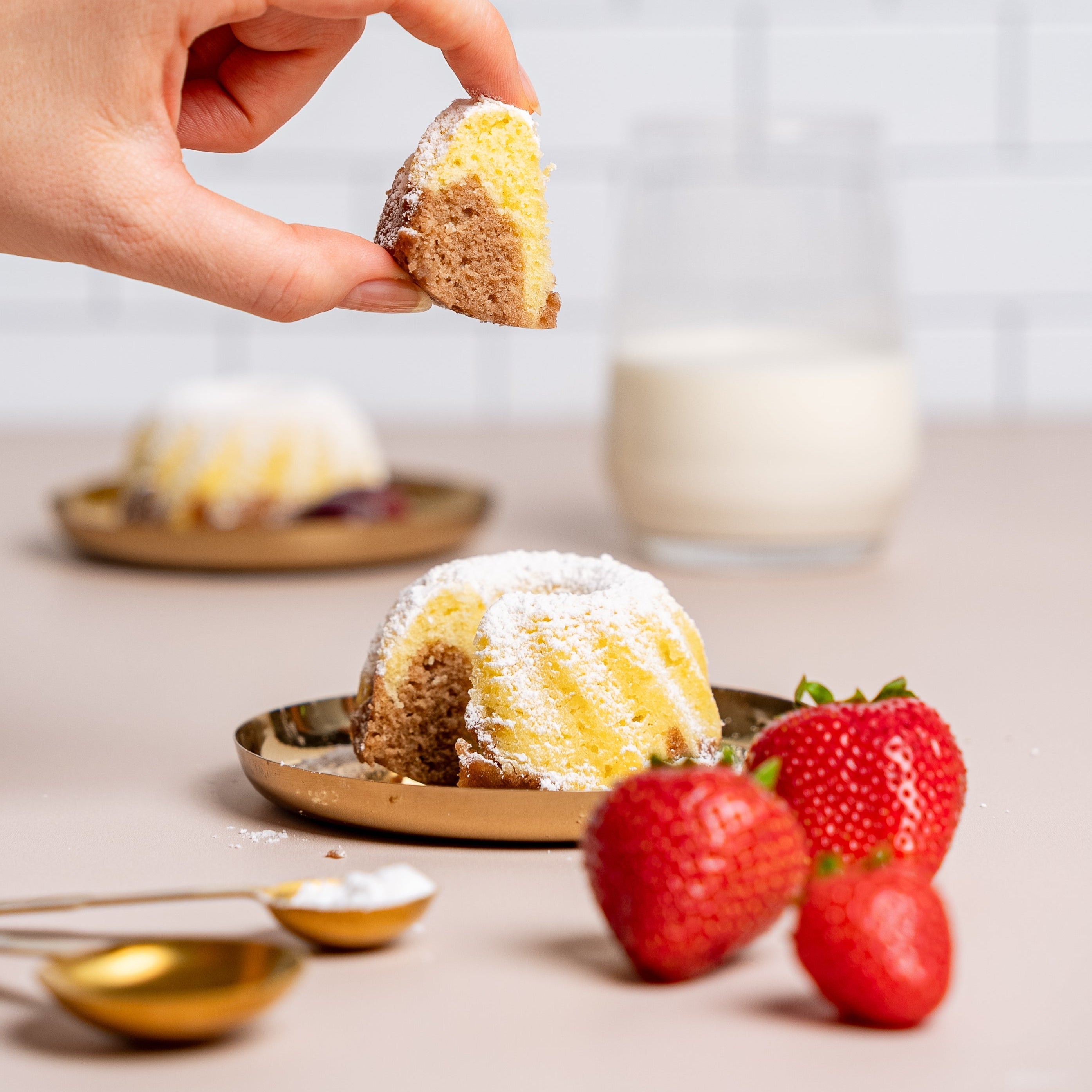 Unglaublich luftige Mini-Gugelhupfe mit dem Muffinizer