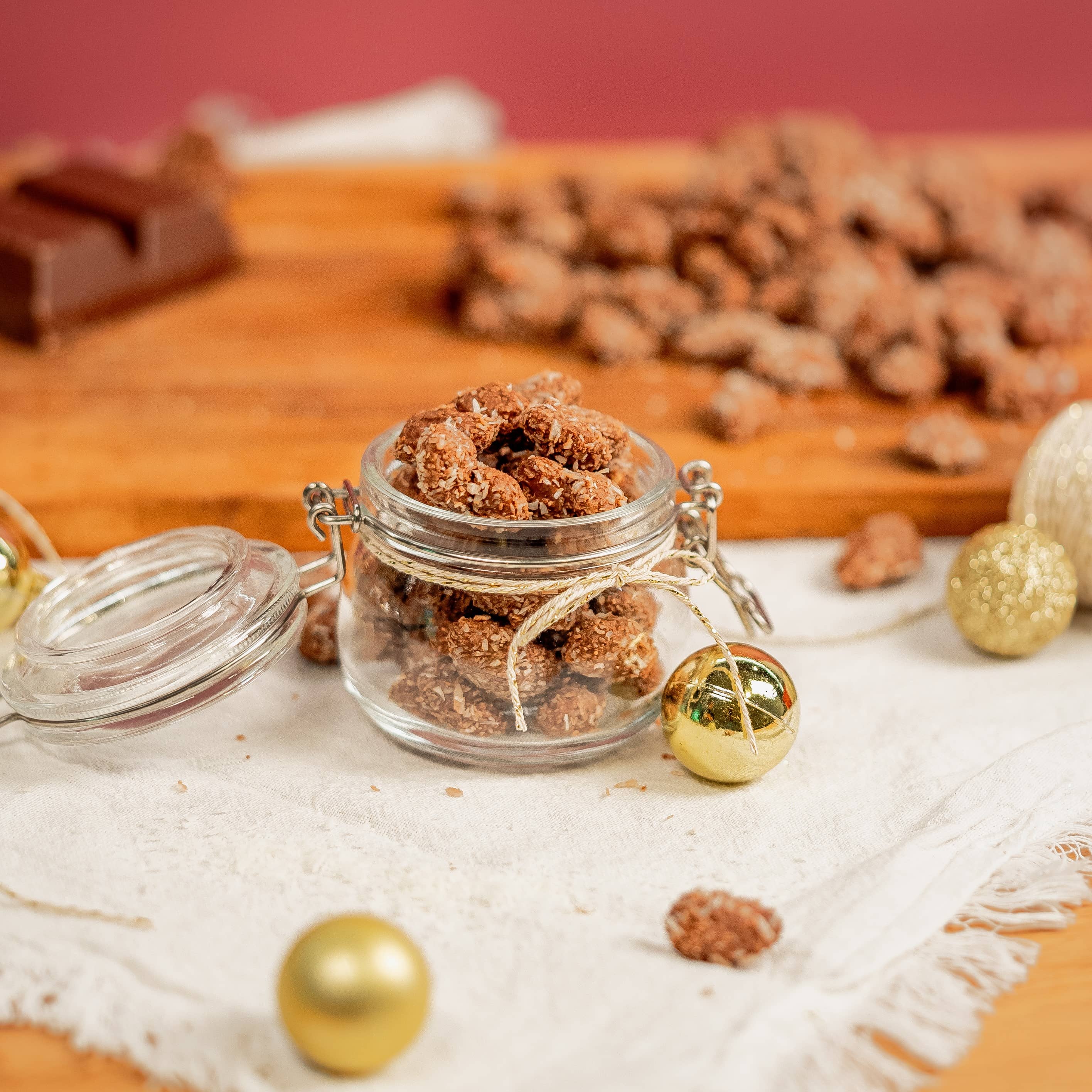 Gebrannte Kokos-Mandeln mit Schokolade im Thermomix – Ein Traum für Naschkatzen