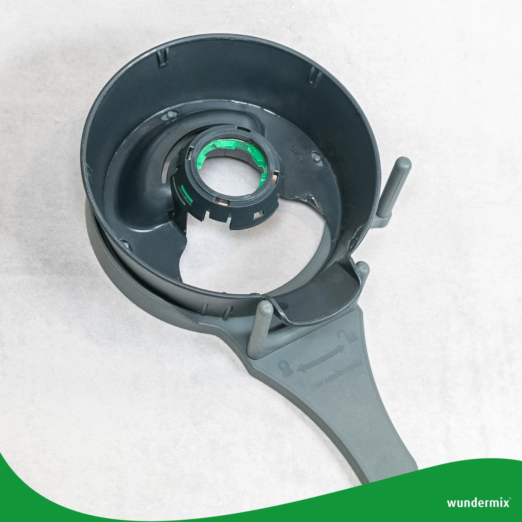 TopfTwister® | Öffnungshilfe für den Mixtopfboden | Bodendreher für Thermomix TM6, TM5, TM31 - Wundermix GmbH