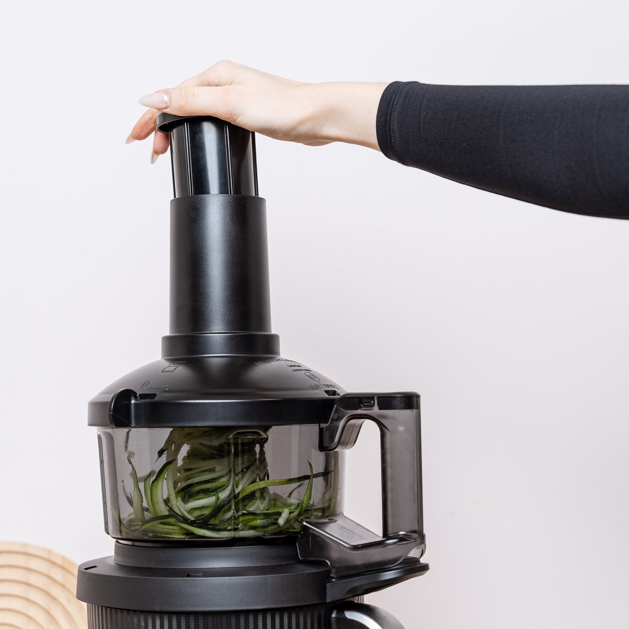 WunderSlicer® V2 & WunderZoodler® Sparset für Thermomix TM7, TM6, TM5 - Wundermix GmbH