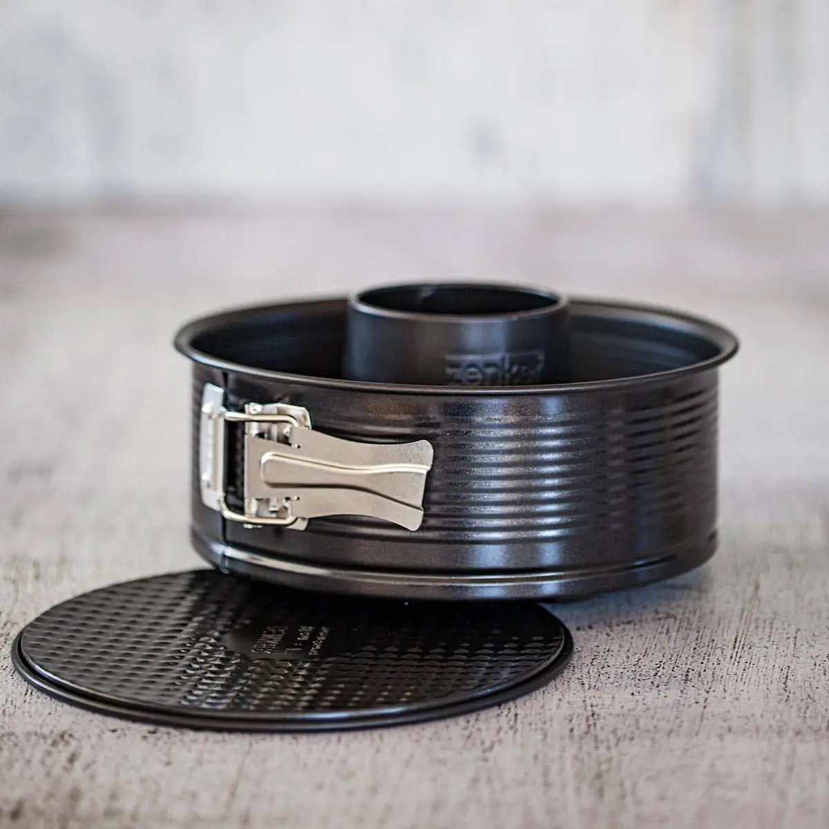 Springform für Dampfgaraufsatz | 2 Böden | black - Wundermix GmbH