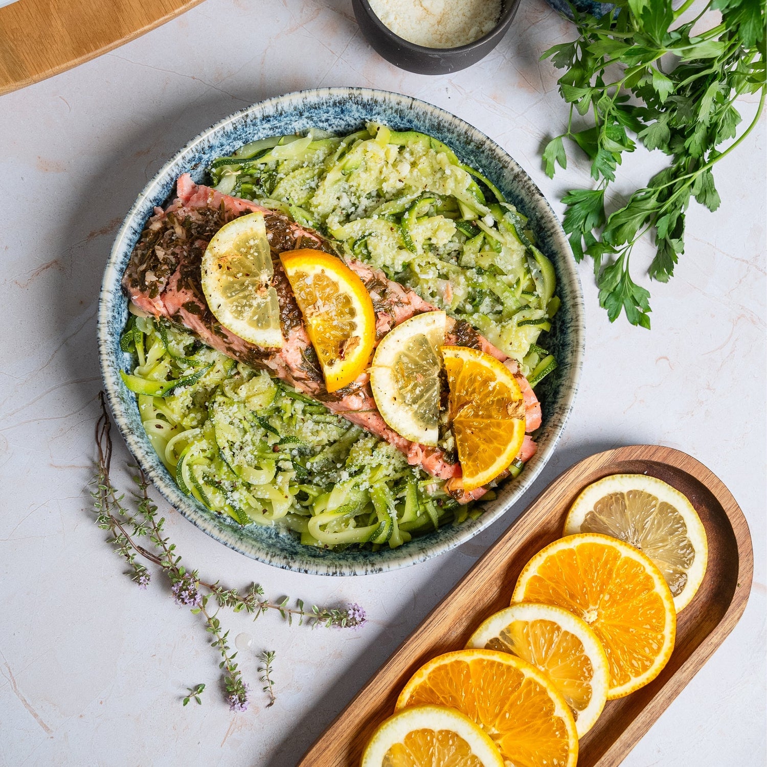 Saftiges Lachsfilet auf Zoodles