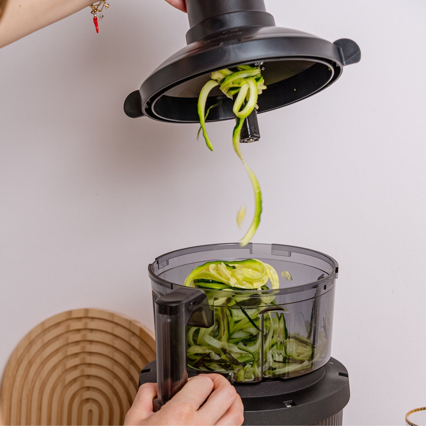 WunderSlicer® V2 + WunderJuicer® & WunderZoodler® Set für TM7 + GRATIS Parmesanscheibe & WunderKeeper Disc - Wundermix GmbH