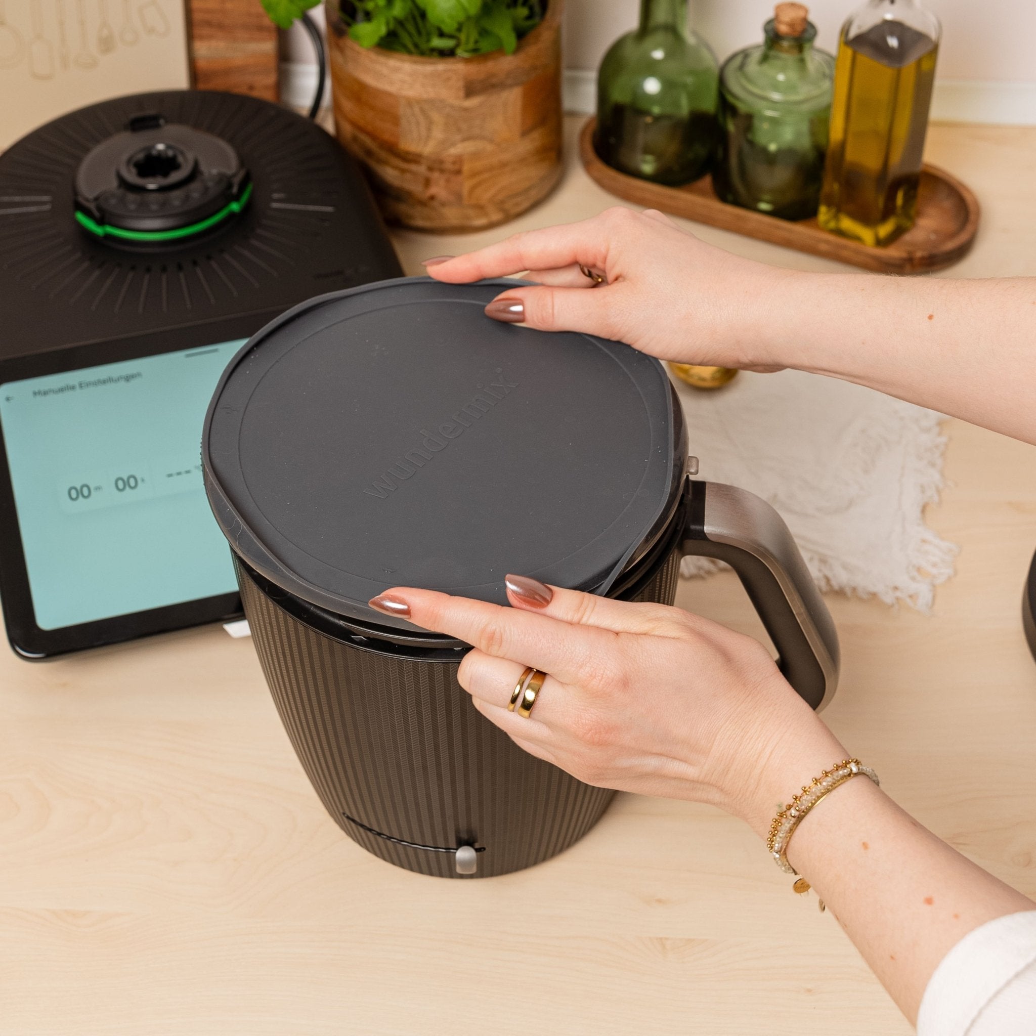 WunderLid® | Silikondeckel für Thermomix - Mixtopf TM7, TM6, TM5, TM31 - Wundermix GmbH